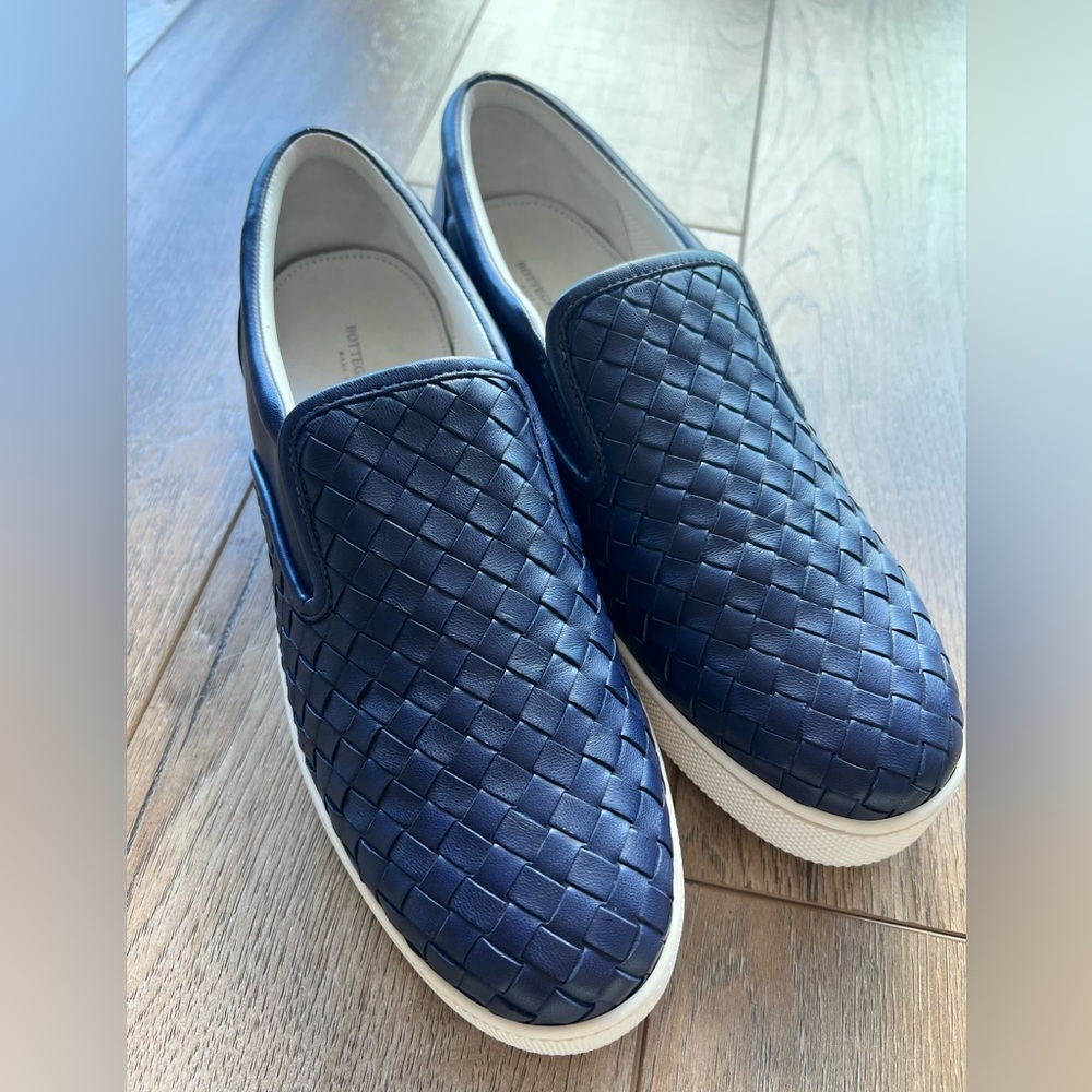 Women’s Leather Bottega Veneta Loafers Navy Blue Size 40